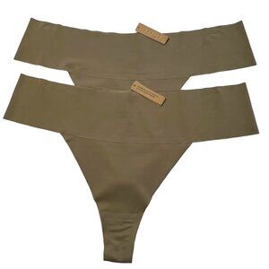 SKIMS Naked Thong Lot of 2 Desert‎ Womens 4X